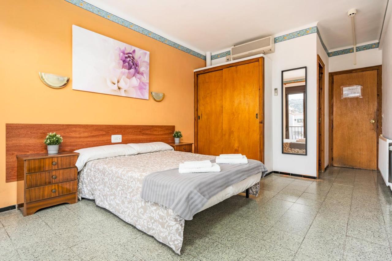 Hostal La Marina Castell-Castell-Platja d'Aro Extérieur photo